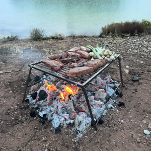 Simple Folding Campfire Grill